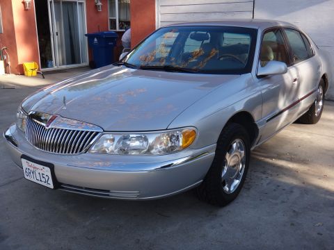 2000 Lincoln Continental