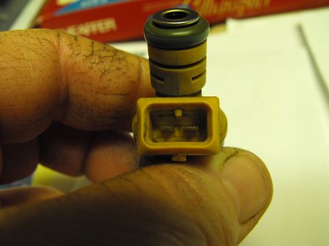 1986 Ford Bronco - Same electrical connector for simple hook up to my older 86 injector harness connectors.