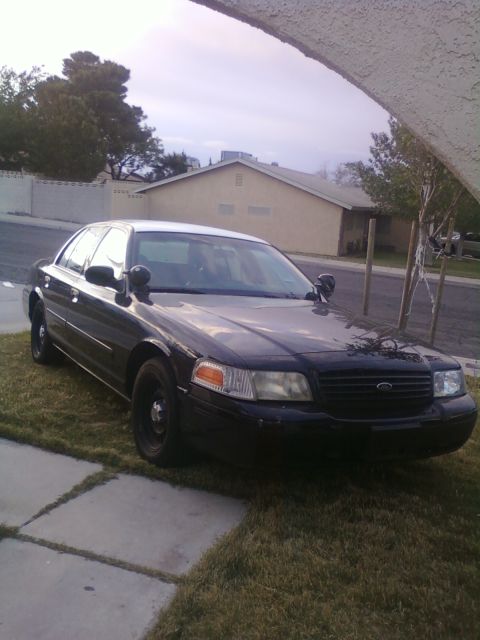 2008 Ford Crown Victoria photo