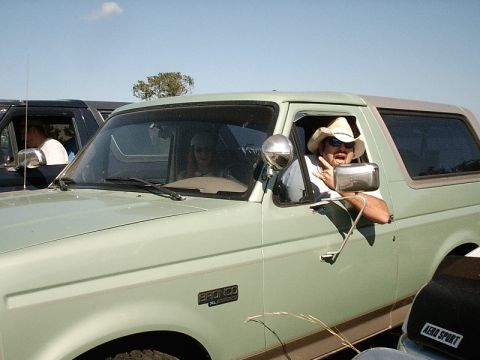 1996 Ford Bronco - Look at Shane....