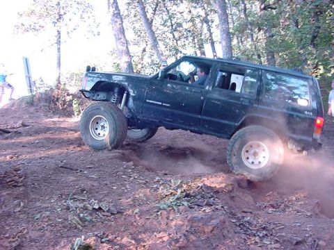 1986 Ford Bronco - goin up!!