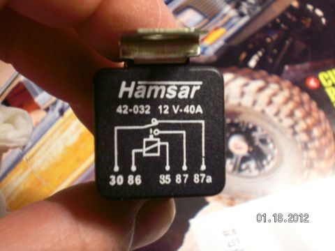 1996 Ford Bronco - A Hamsar 42-032 12V-40A relay is shown with its internal wiring diagram printed on the casing.