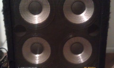 1995 Honda Civic - Speaker cabinet with four circular speakers visible, Supermotors logo present.