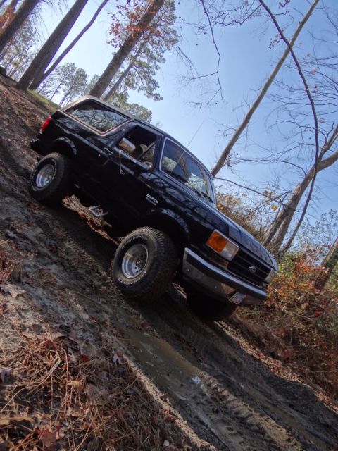 1987 Ford Bronco - Sufflok run