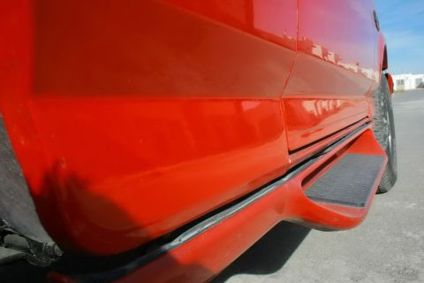 1995 Ford Bronco - Right stepside is loose...