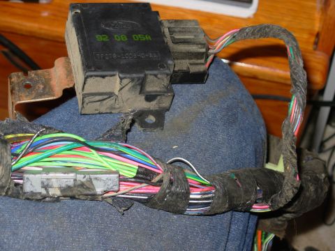1983 Ford Bronco - To support all my courtesy light mods, it was necessary to open the harness & rearrange the LG/Y circuit splices. The main splice is near t…