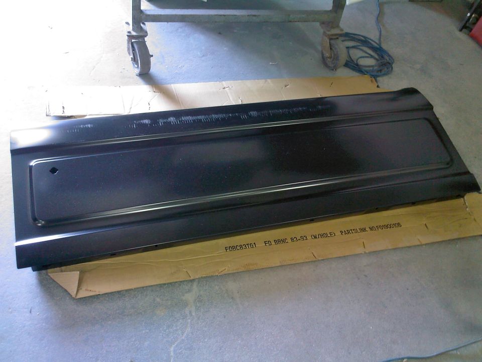 Black tailgate panel with embossed rectangle, part number F0BC83TG1 FB BRNC 83-93