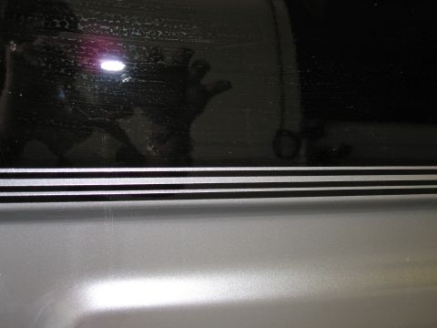 1992 Ford Bronco - painted striping. wasn't sure about it but my buddy assured me and it is really a nice look.