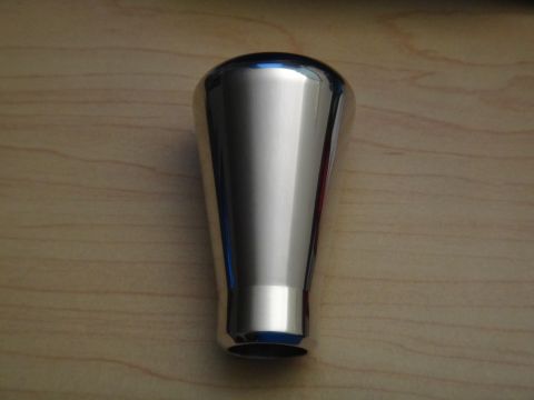 1995 Ford Taurus - This is a polished chrome shift knob. It is not a 1995 Ford Taurus.