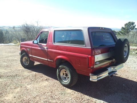 1996 Ford Bronco photo