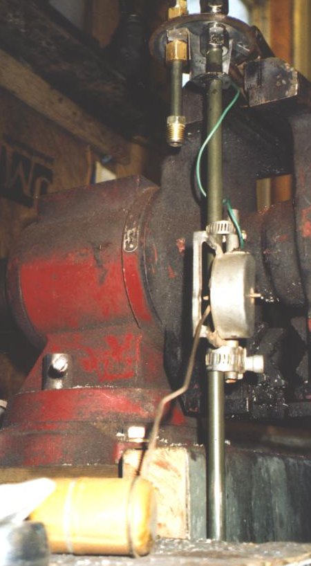 1980 Ford Bronco - The fuel sender adapted to the new feed and return lines to tank