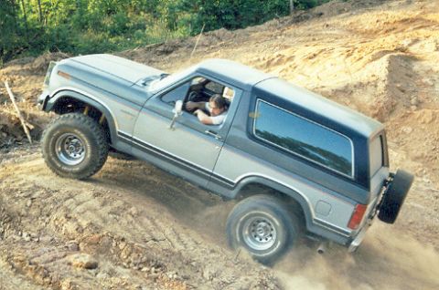 1986 Ford Bronco - Climbing a hill in douglasville Ga