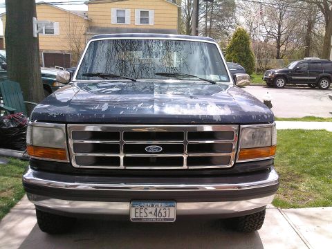 1992 Ford Bronco - typical hood flaking