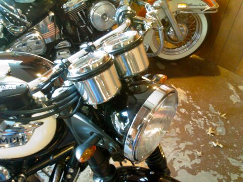 2009 Triumph Bonneville photo