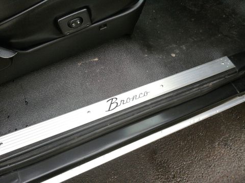 1992 Ford Bronco photo