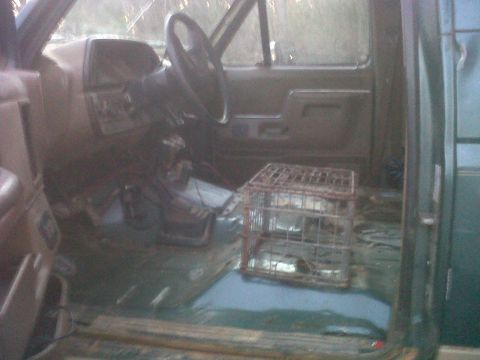 1990 Ford Bronco - Don't be jealous of my plush full suspension metal milk crate seat. I don't think that MasterCraft is worried.