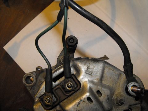 1982 Chrysler New Yorker - Both green field wires on the Denso appear to be interchangeable and bolt to the housing next to each other.