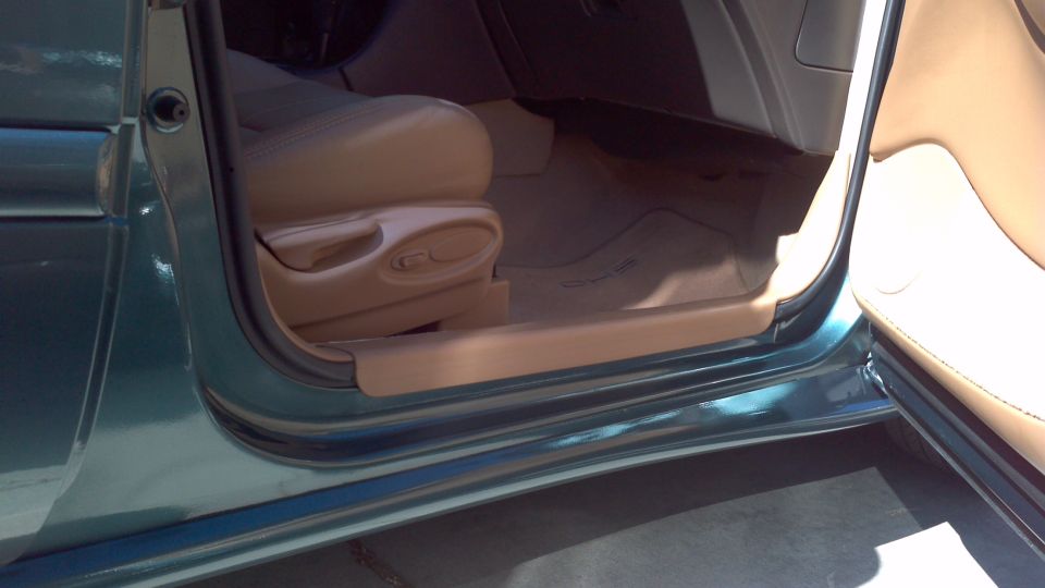 1996 Ford Taurus interior driver's side door and tan seat