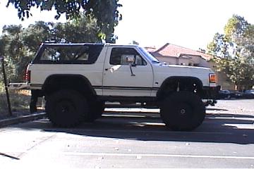 1991 Ford Bronco - New soft top to lighten up the pig!