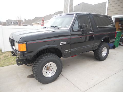 1991 Ford Bronco photo