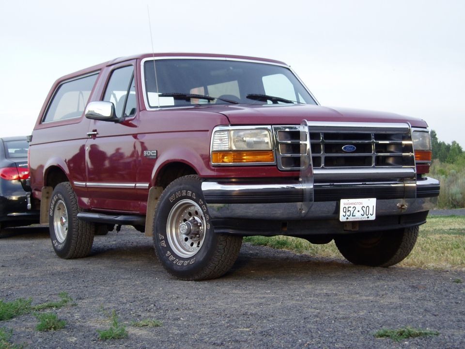 1993 Ford Bronco “Big Red”