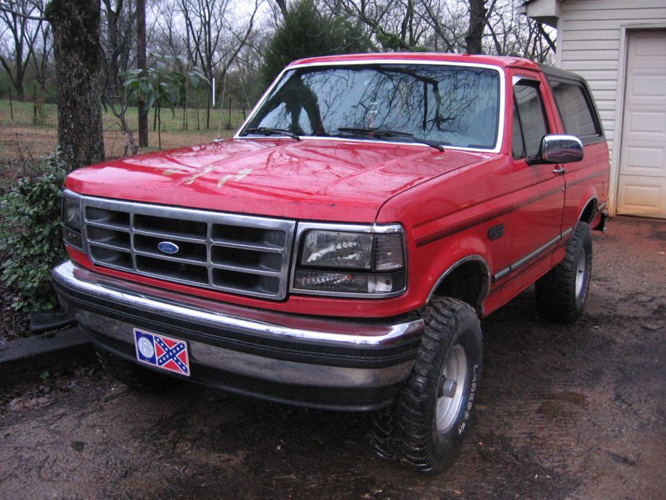 1993 Ford Bronco “Big Red”