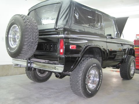 1975 Ford Bronco photo