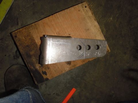 1995 Ford Bronco - Ruff Stuffs RAW axle side trac bar mount ready for the knife. I think that the offset radius they cut in on these worked great!! It would h…
