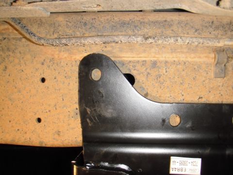 1995 Ford Bronco - Another reference for location. The hole that you can see is oval shaped