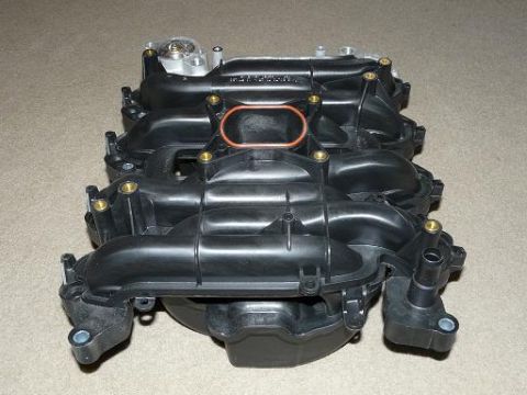 1999 Ford Crown Victoria - This intake manifold is a replacement part for a vehicle. The registry claims it is from a 1999 Ford Crown Victoria, but this cannot be con…
