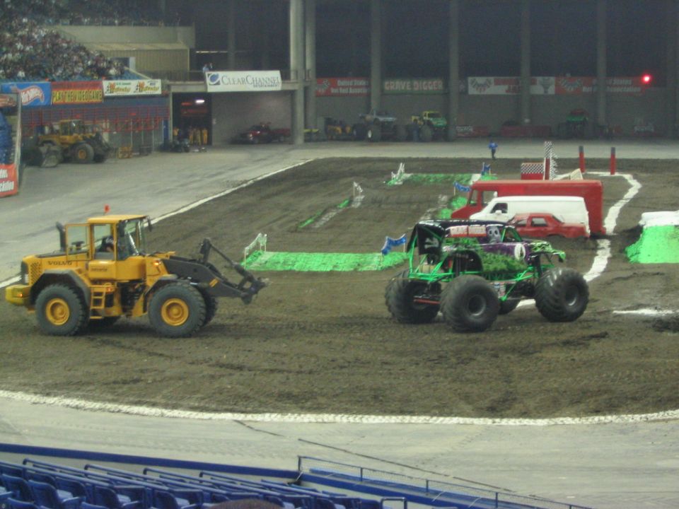 Gravedigger was useless .. blew his tranny