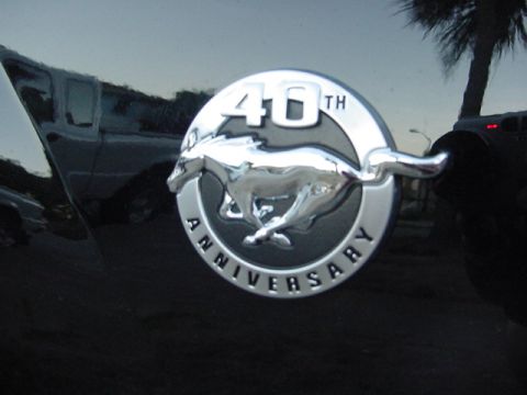 2004 Ford Mustang photo