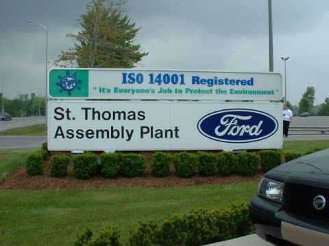 2000 Ford Crown Victoria - Signage at the Ford St. Thomas Assembly Plant, indicating ISO 14001 registration.