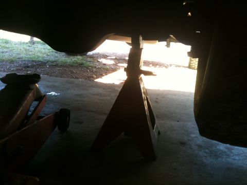 1995 Ford Bronco - jack it up and secure it