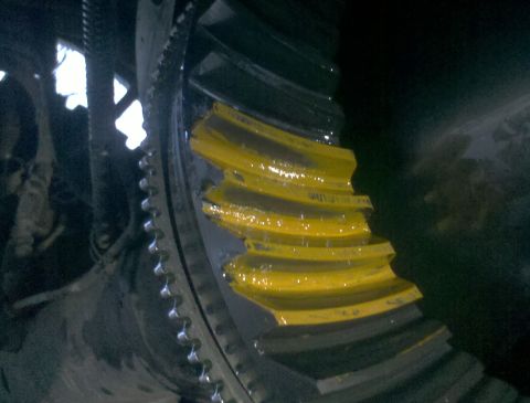 1996 Ford Bronco - This photo shows the internal gears of a differential, not the exterior of a 1996 Ford Bronco.