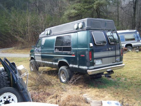 1981 Ford E350 photo