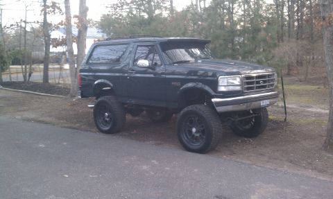 1992 Ford Bronco photo