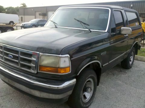 1992 Ford Bronco photo