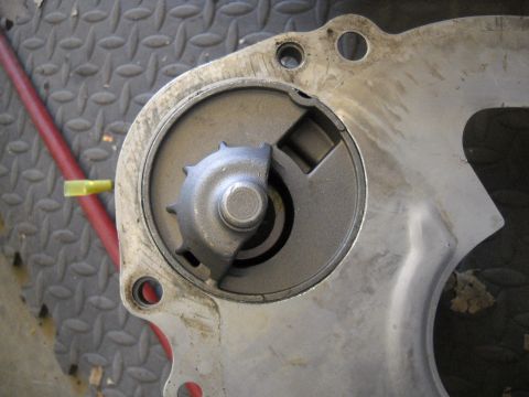 1992 Ford Explorer - Close-up of a water pump impeller and its metal housing, with visible text from Supermotors.net.