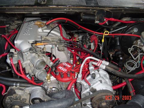 1989 Ford Bronco - Remove the intake hoses