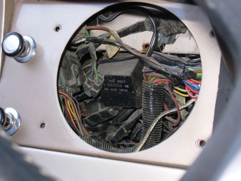 1975 Ford Bronco - Just a shot of the clearance behind the cluster. This truck has a LOT of extra wiring since the whole harness came from an '88 F150 XLT. I…