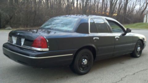 2004 Ford Crown Victoria