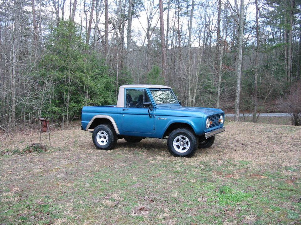 1969 Ford Bronco “CHERRY”