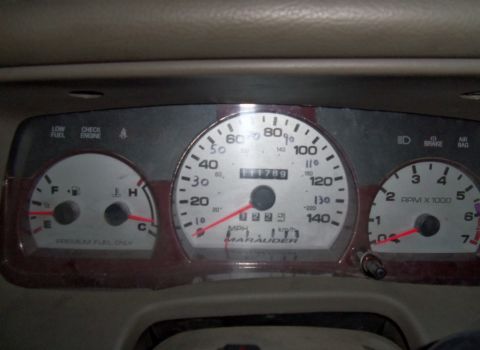 2000 Mercury Grand Marquis - The dashboard gauges show 'Marauder' on the speedometer, indicating it is not a Grand Marquis.