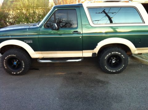 1992 Ford Bronco photo