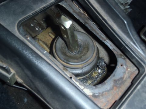 1978 Nissan 300ZX - Can't ask for much better shifter placement than that!