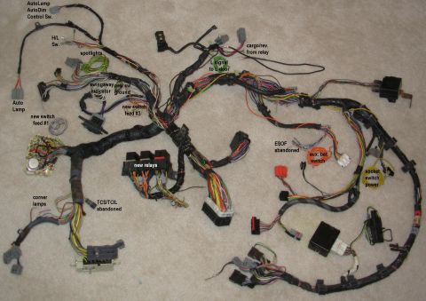 1983 Ford Bronco - Most of the dash wiring mods are done, including 13 new relays (8 unused), AutoLamp/AutoDim headlights, and provisions for future mods. [ur…