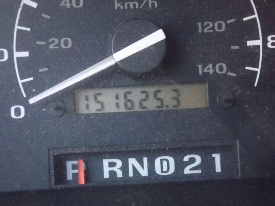 Odometer reads 151625.3, gear selector shows R N D 2 1