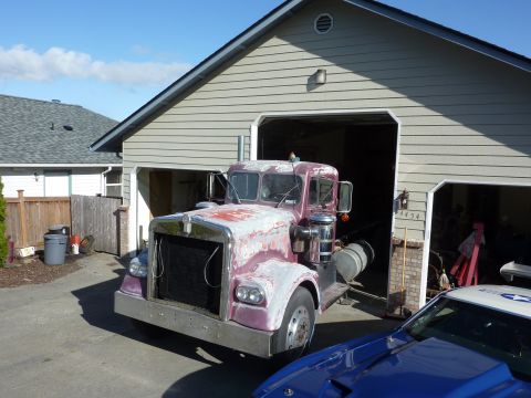 1959 Kenworth W900A “CC925”