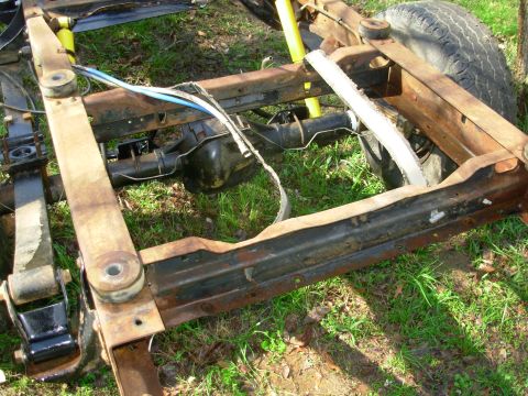 1983 Ford Bronco - It's amazing how clean it can get with 2600psi.